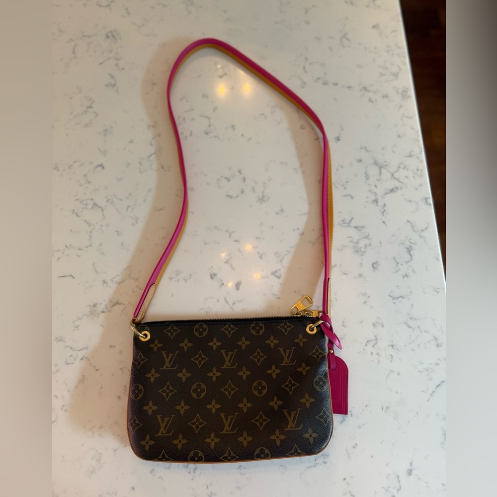 Louis Vuitton Lorette Handbag monogram canvas